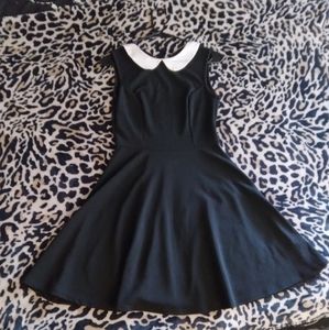 Hot Topic Gothic sleeveless collar dress Small